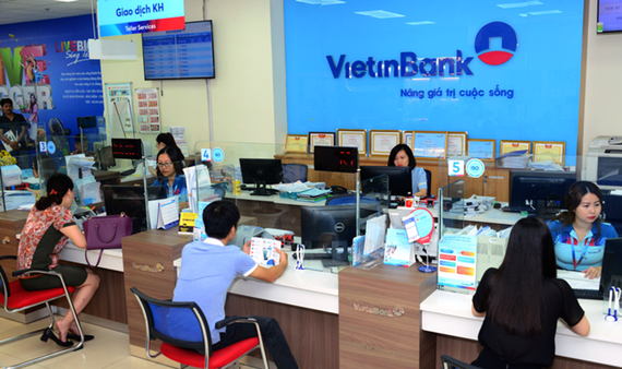 Cổ phiếu CTG tăng kịch trần sau khi Chính phủ đồng ý bổ sung vốn cho Vietinbank