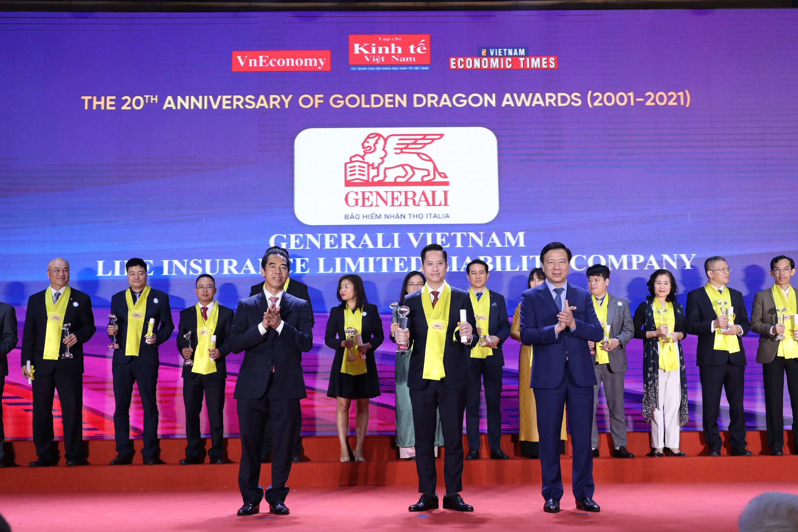 Generali Việt Nam nhận giải thưởng Rồng V&agrave;ng 2021 - Ảnh 1.