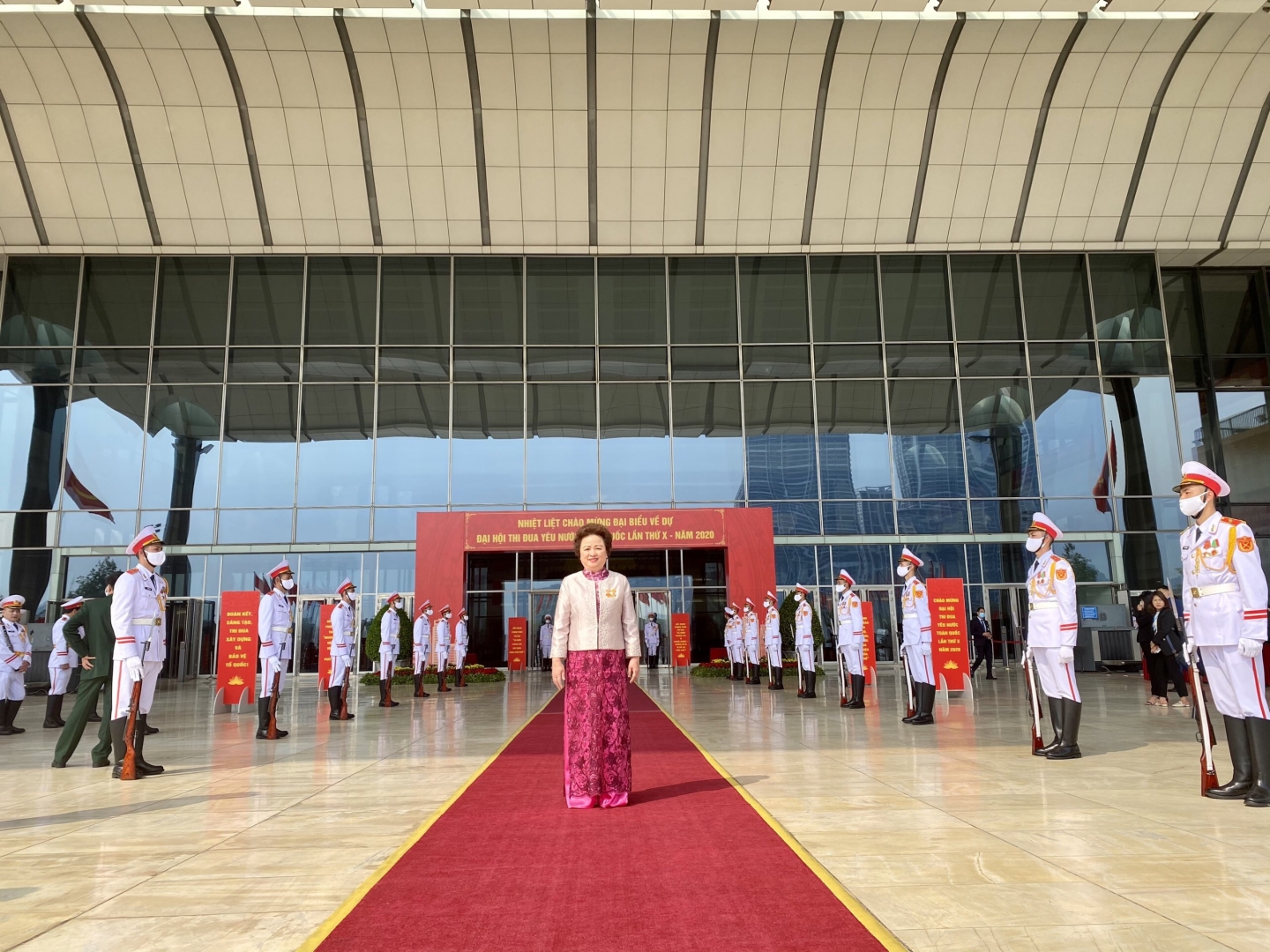 Madame Nguyễn Thị Nga tham dự Đại hội Thi đua y&ecirc;u nước to&agrave;n quốc - Ảnh 5.