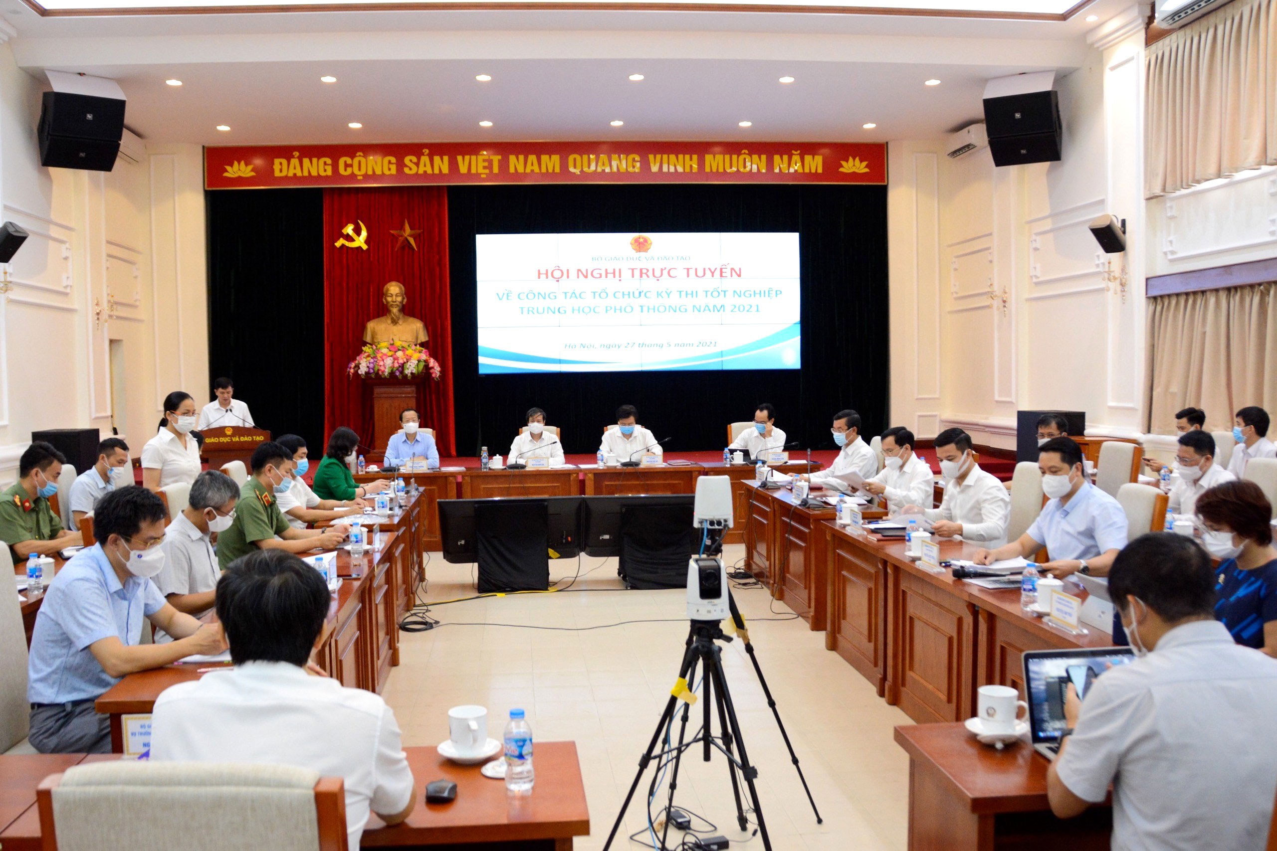 Thi tốt nghiệp THPT năm 2021: Nghiêm túc, chặt chẽ nhưng không căng thẳng