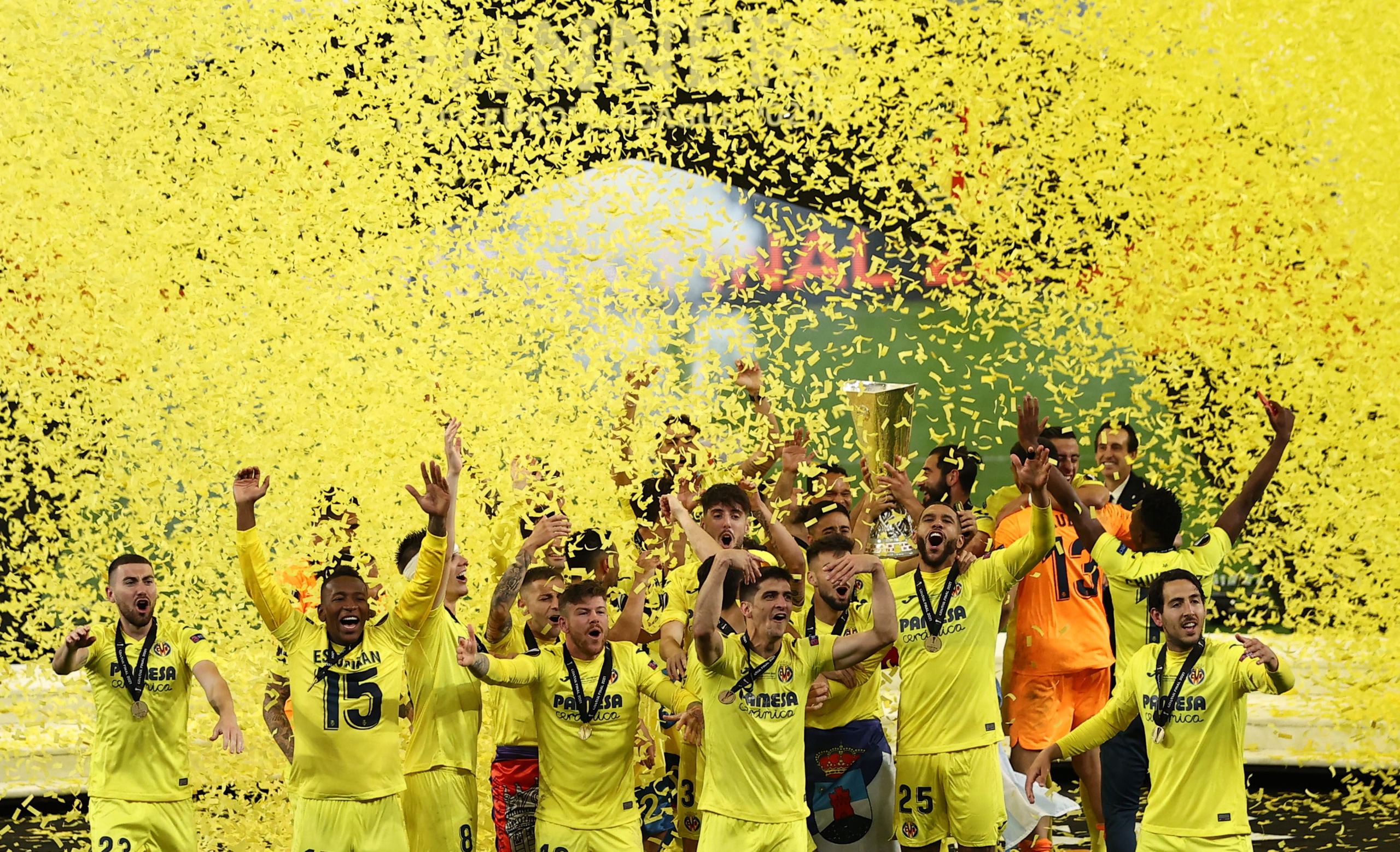 Man United gục ng&atilde; loạt lu&acirc;n lưu, Villarreal l&ecirc;n ng&ocirc;i Europa League  - Ảnh 13.