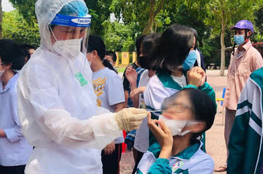 18 học sinh lớp 12 mắc Covid-19