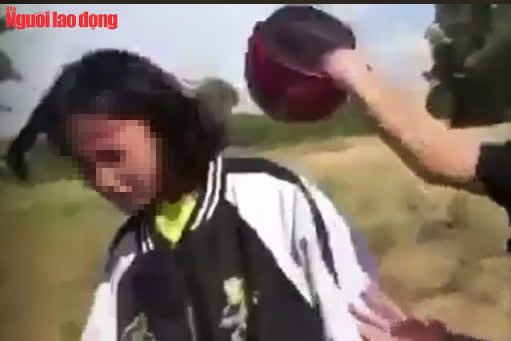 Hẹn nhau đi "nói chuyện", nữ sinh lớp 7 không ngờ bị vây đánh hội đồng