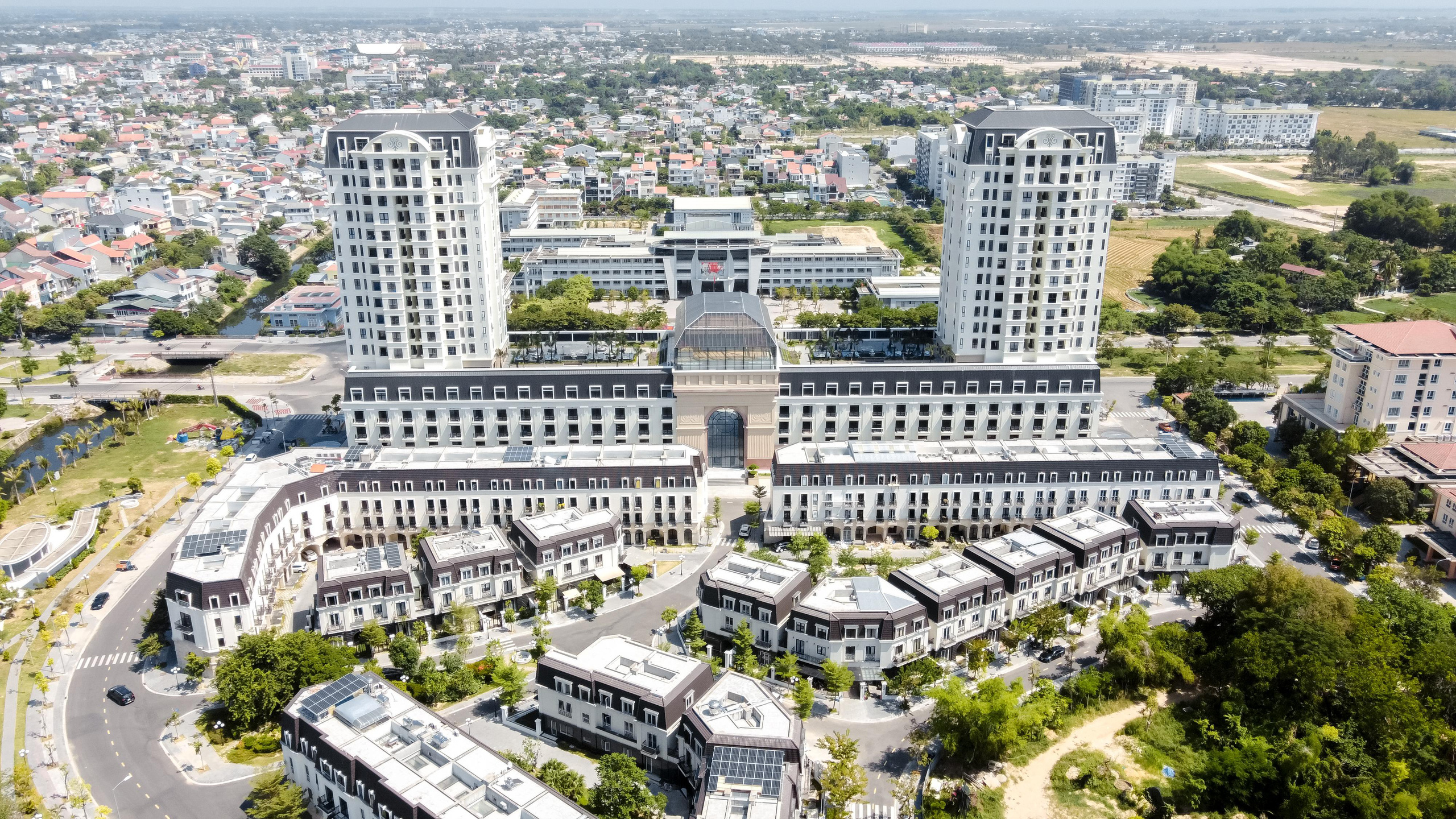 Có một Paris thu nhỏ tại Huế