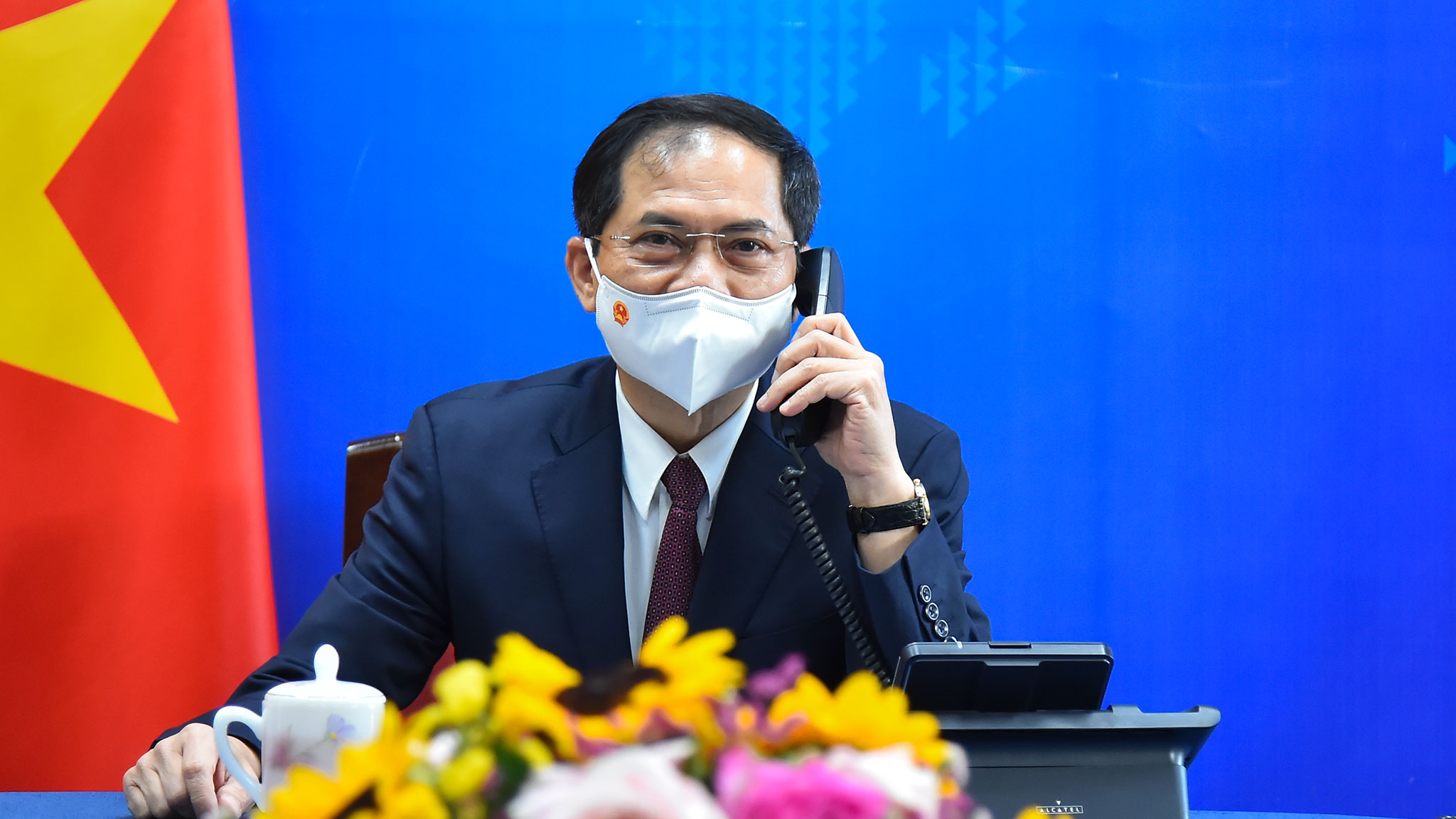 Ngoại trưởng Antony Blinken: Mỹ sẽ hỗ trợ c&aacute;c nước v&agrave; Việt Nam tiếp cận vắc-xin - Ảnh 3.