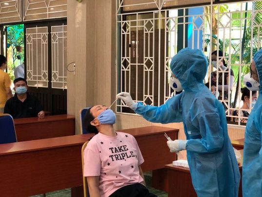 TP HCM: 155 điểm xét nghiệm Covid-19 cho cán bộ, giáo viên và thí sinh tham gia kỳ thi tốt nghiệp THPT