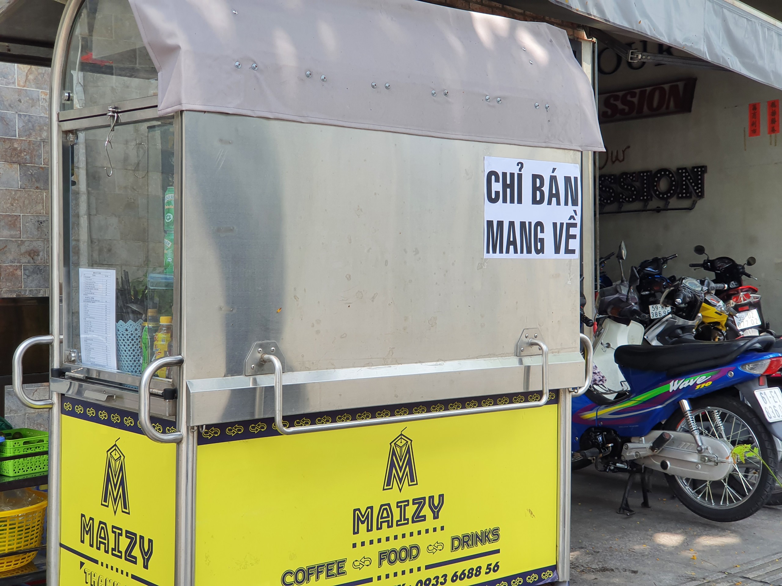 TP HCM: Ấm áp tình người ở những khu phong tỏa - Ảnh 16.