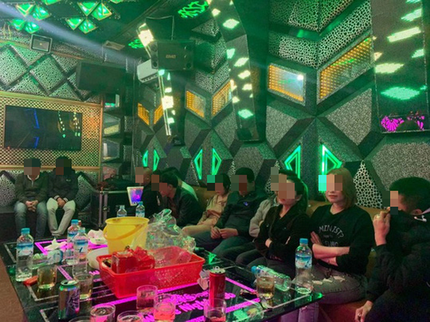 Lần thứ 3 Quảng Bình ban "lệnh" đóng cửa karaoke, massage, quán bar... vì dịch Covid-19