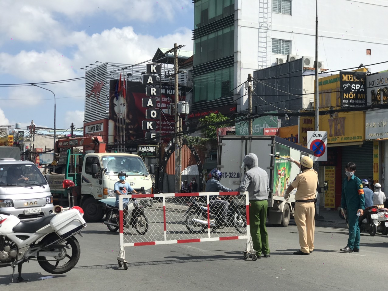 Chủ tịch UBND quận Gò Vấp: Từ 1-6, người dân đi qua Gò Vấp phải trình giấy tờ tùy thân