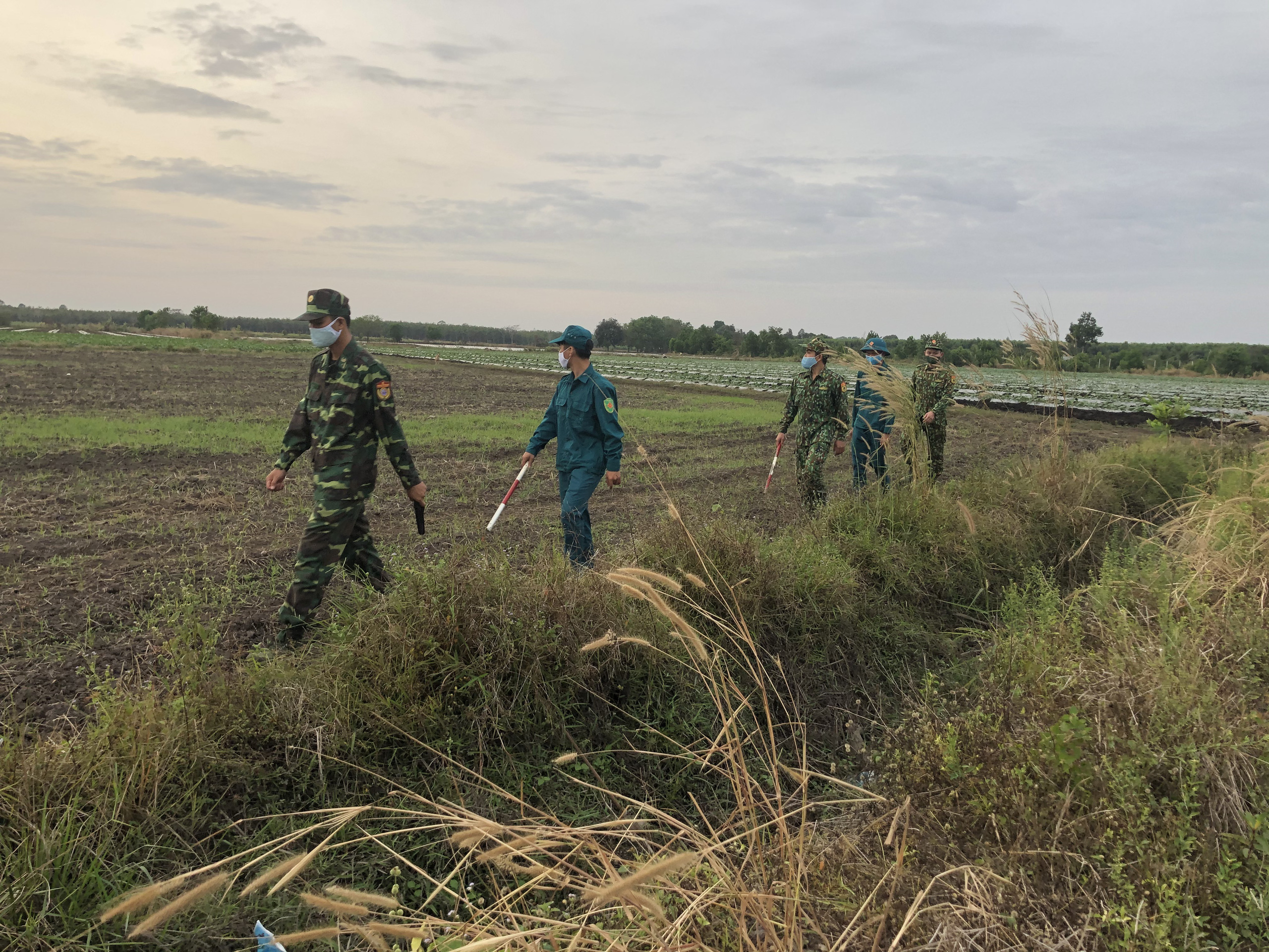 T&acirc;y Ninh tăng cường kiểm so&aacute;t bi&ecirc;n giới v&agrave; ph&ograve;ng, chống dịch Covid-19 - Ảnh 1.
