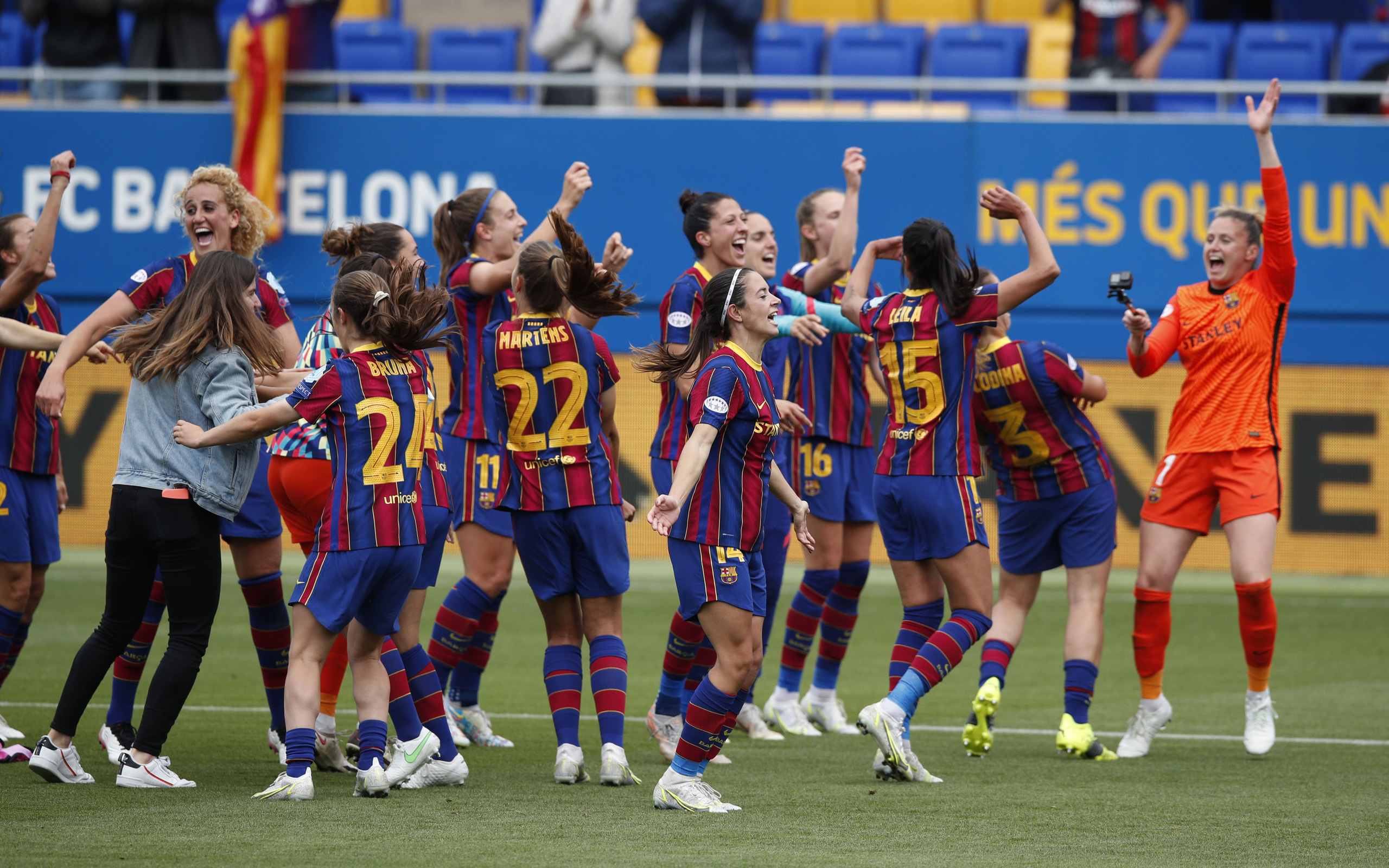 Thắng kịch tính PSG, Barcelona giành vé chung kết Champions League nữ - Ảnh 5.