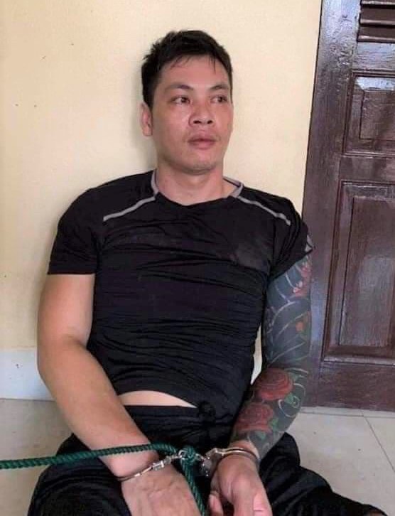 Vụ con trai nghi ngáo đá cắt cổ mẹ: Người mẹ nhiều lần bị đánh đập, bóp cổ - Ảnh 2.