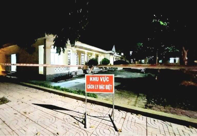 NÓNG: Nghệ An có ca dương tính SARS-CoV-2 đầu tiên trong cộng đồng