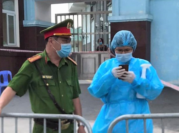 2 người bán cơm cho lái xe đường dài dương tính SARS-CoV-2