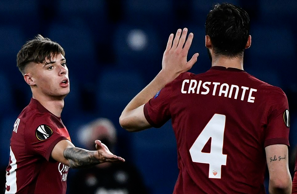 Người h&ugrave;ng Cavani tỏa s&aacute;ng, Man United v&agrave;o chung kết Europa League - Ảnh 5.