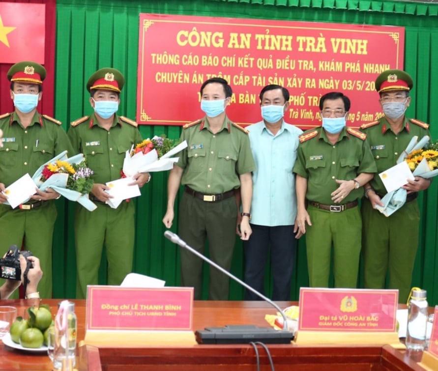 Đột nhập nh&agrave; nguy&ecirc;n Gi&aacute;m đốc Sở GTVT Tr&agrave; Vinh trộm 66 lượng v&agrave;ng, 35.000 USD rồi... uống 3 hộp sữa! - Ảnh 3.