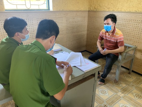 Quảng Bình: Khởi tố 1 cán bộ "phù phép" giấy tờ chiếm đoạt hơn 4 tỉ đồng