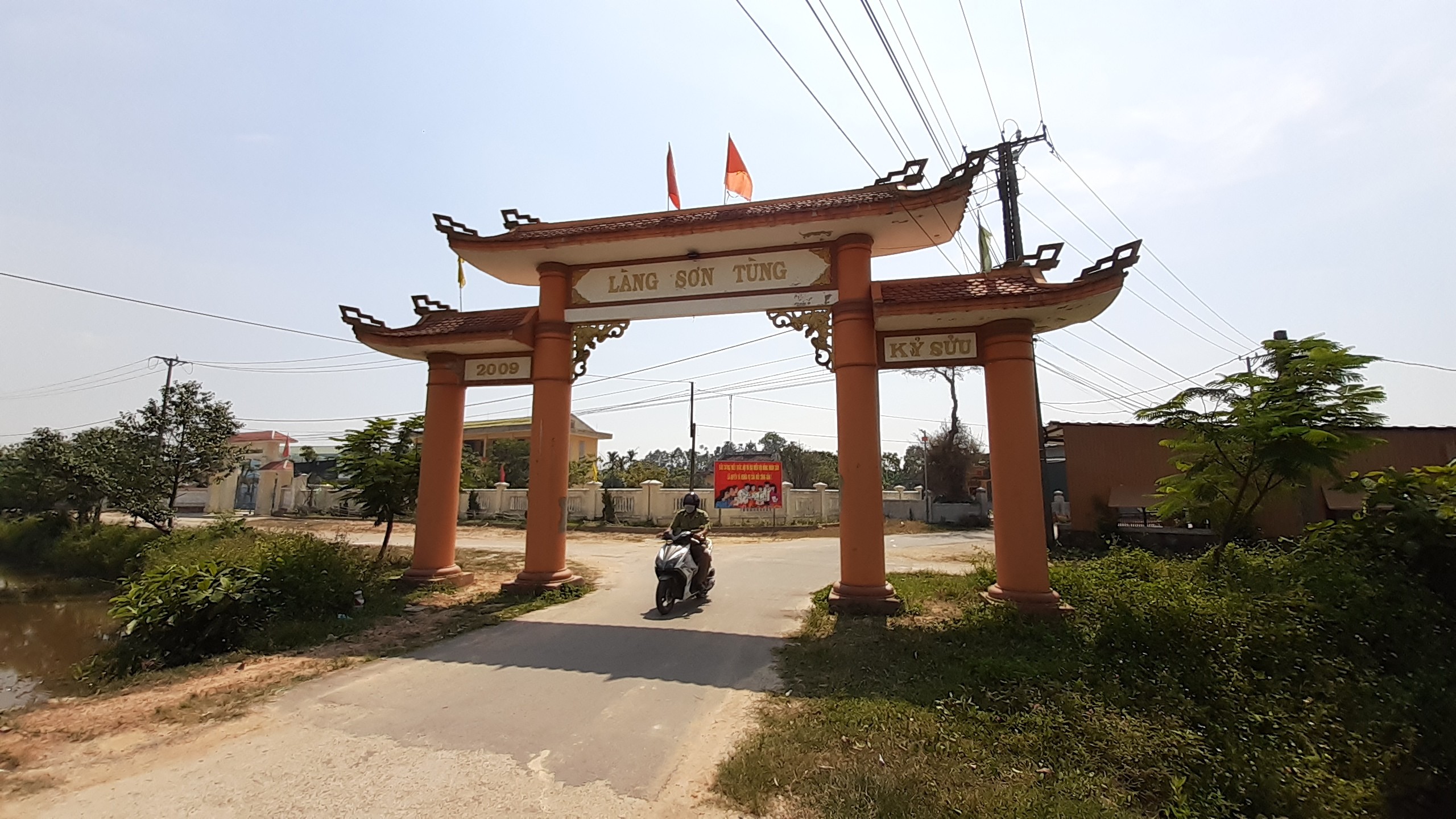 Thừa Thiên - Huế: Phong tỏa xã Phong Hiền vì có ca nghi dương tính SARS-CoV-2 - Ảnh 1.
