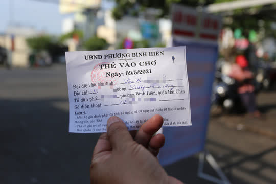 CLIP: Ngày đầu Đà Nẵng thực hiện đi chợ bằng thẻ vì Covid-19 - Ảnh 4.