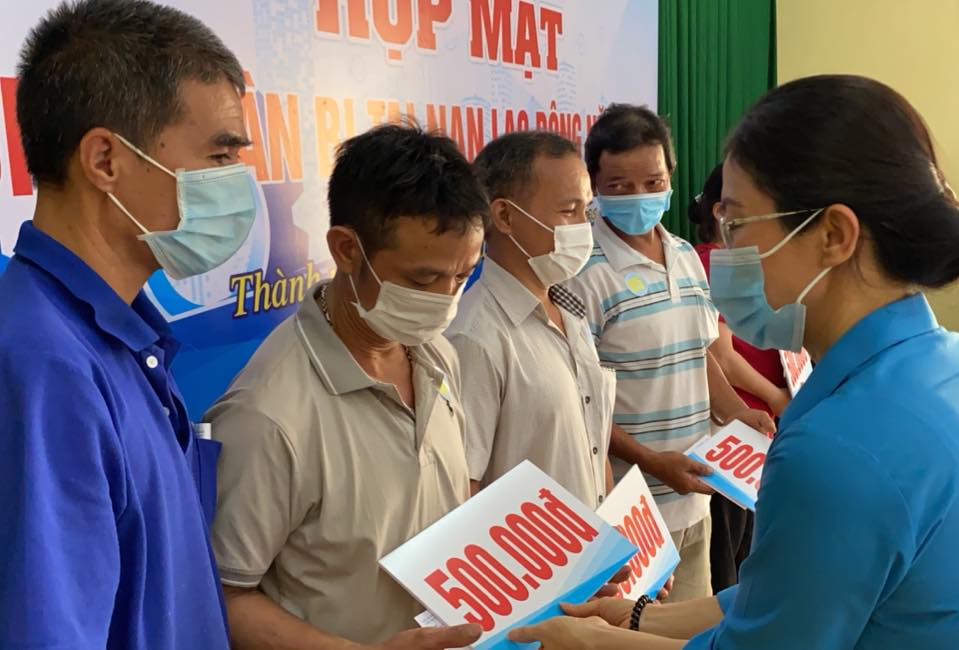X&acirc;y dựng đội ngũ c&aacute;n bộ C&ocirc;ng đo&agrave;n tận t&acirc;m, hết l&ograve;ng v&igrave; người lao động - Ảnh 1.