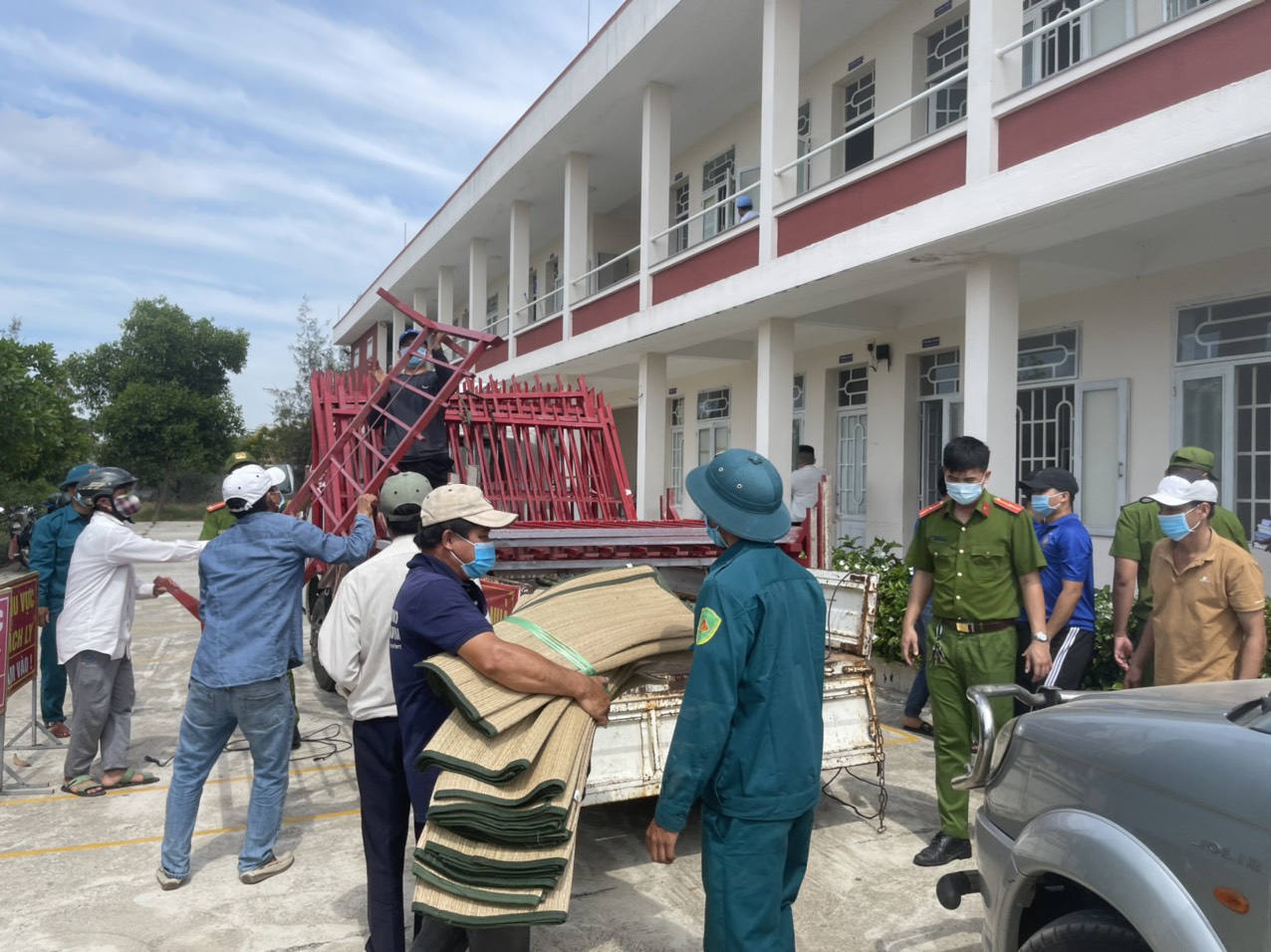 Quảng Nam cách ly 22 F1 ở Thăng Bình liên quan ca nghi nhiễm Covid-19 tại Đà Nẵng - Ảnh 1.