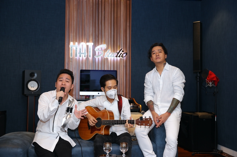 Bị khán giả chê hết thời, Tuấn Hưng đáp trả