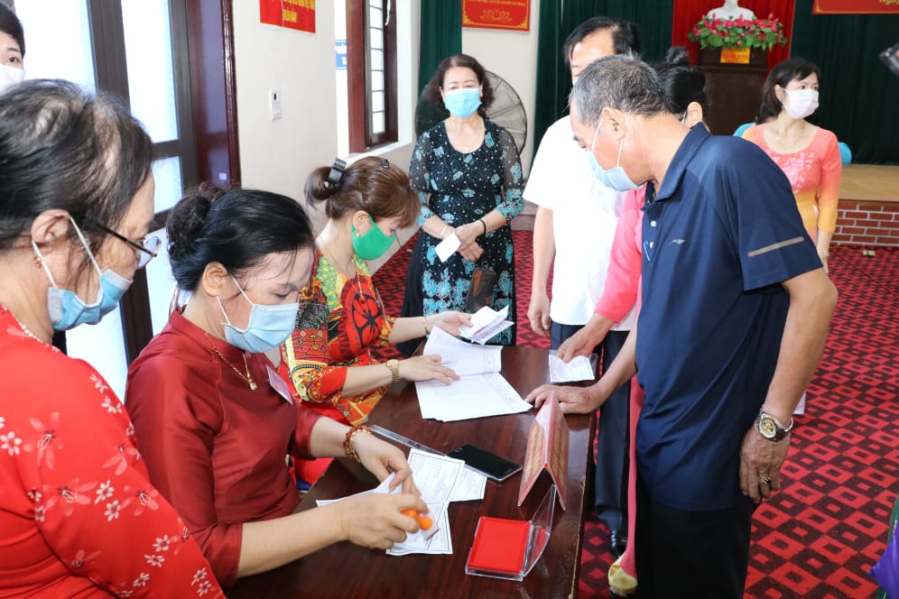 Ninh B&igrave;nh bầu thiếu 32 đại biểu HĐND cấp x&atilde;, H&agrave; Nam thiếu 59 đại biểu - Ảnh 2.