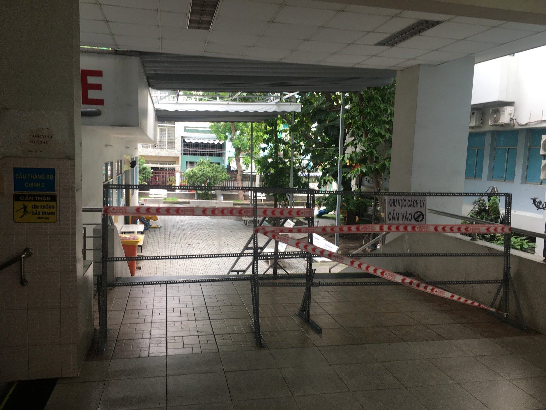 TP HCM: Phát hiện 2 người nghi mắc Covid-19 là nhân viên Bệnh viện quận Tân Phú