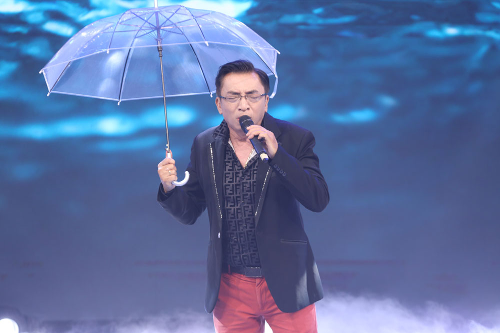 Ho&agrave;ng tử Mưa bụi Đ&igrave;nh Văn lần đầu kể về vợ - Ảnh 4.