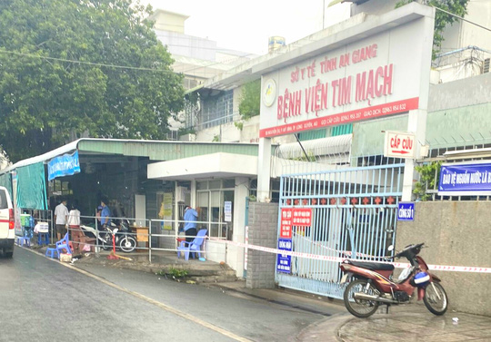 Miền T&acirc;y: Truy vết nhiều trường hợp tiếp x&uacute;c gần với 3 ca mắc Covid-19 - Ảnh 4.