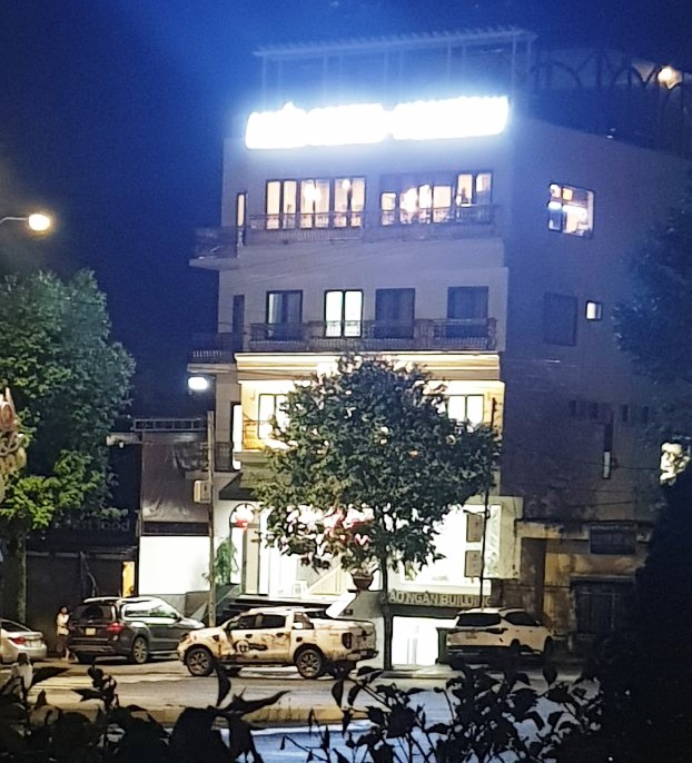 Nóng: Nhóm người tạm trú tại Thẩm mỹ viện Minh Châu Asian Luxury hỗn chiến, 2 người nhập viện