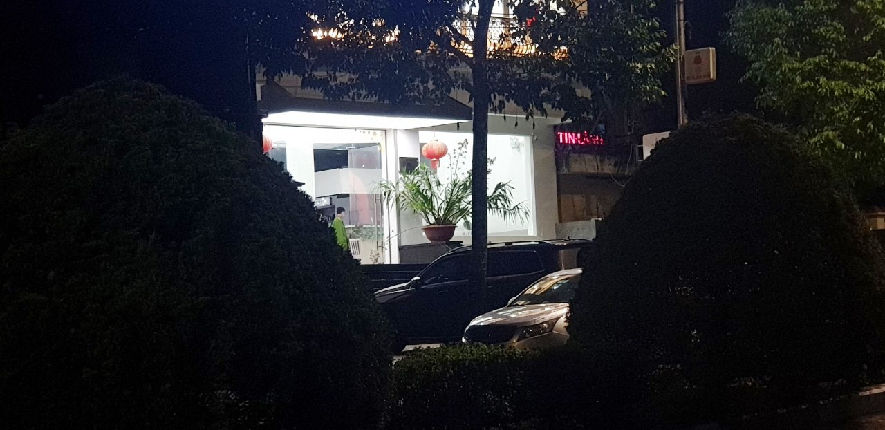 N&oacute;ng: Nh&oacute;m người tạm tr&uacute; tại Thẩm mỹ viện Minh Ch&acirc;u Asian Luxury hỗn chiến, 2 người nhập viện - Ảnh 3.