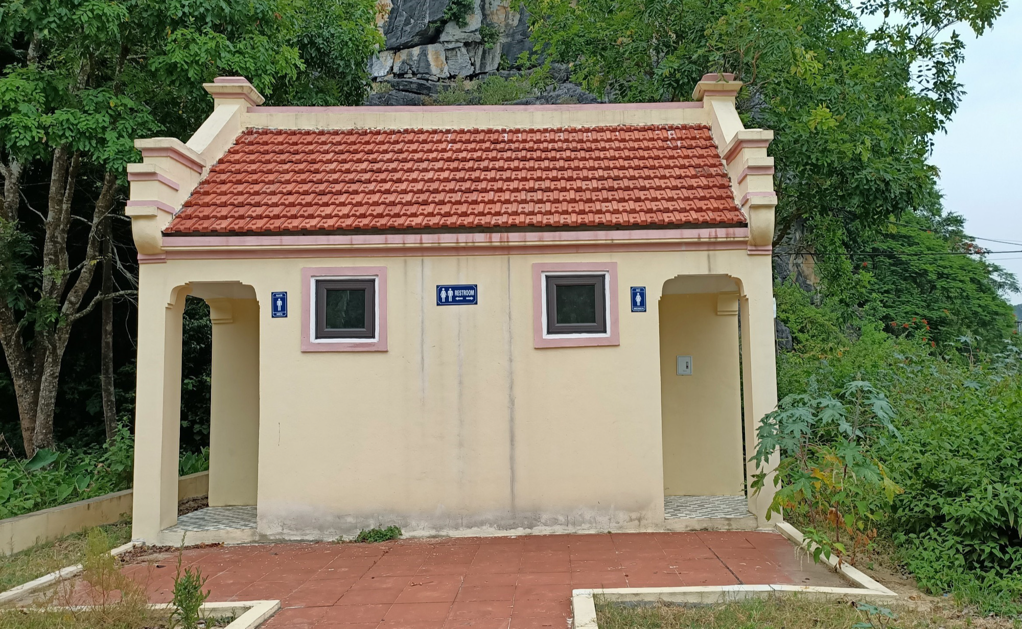 Vụ nhà vệ sinh nửa tỉ đồng "cửa đóng, then cài": TP Thanh Hóa chỉ đạo đưa vào sử dụng