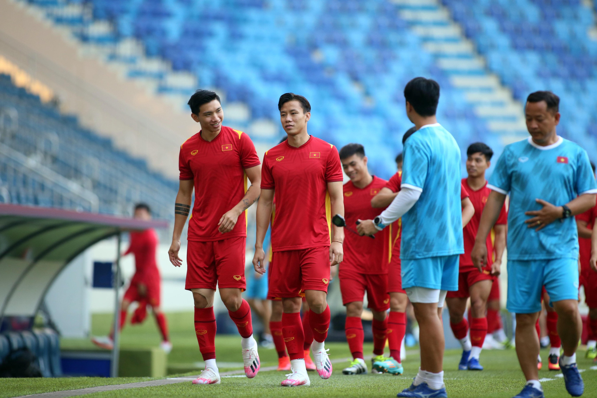 Malaysia c&ograve;n tiểu xảo hơn Indonesia, HLV Park y&ecirc;u cầu học tr&ograve; đ&aacute; lạnh l&ugrave;ng - Ảnh 3.