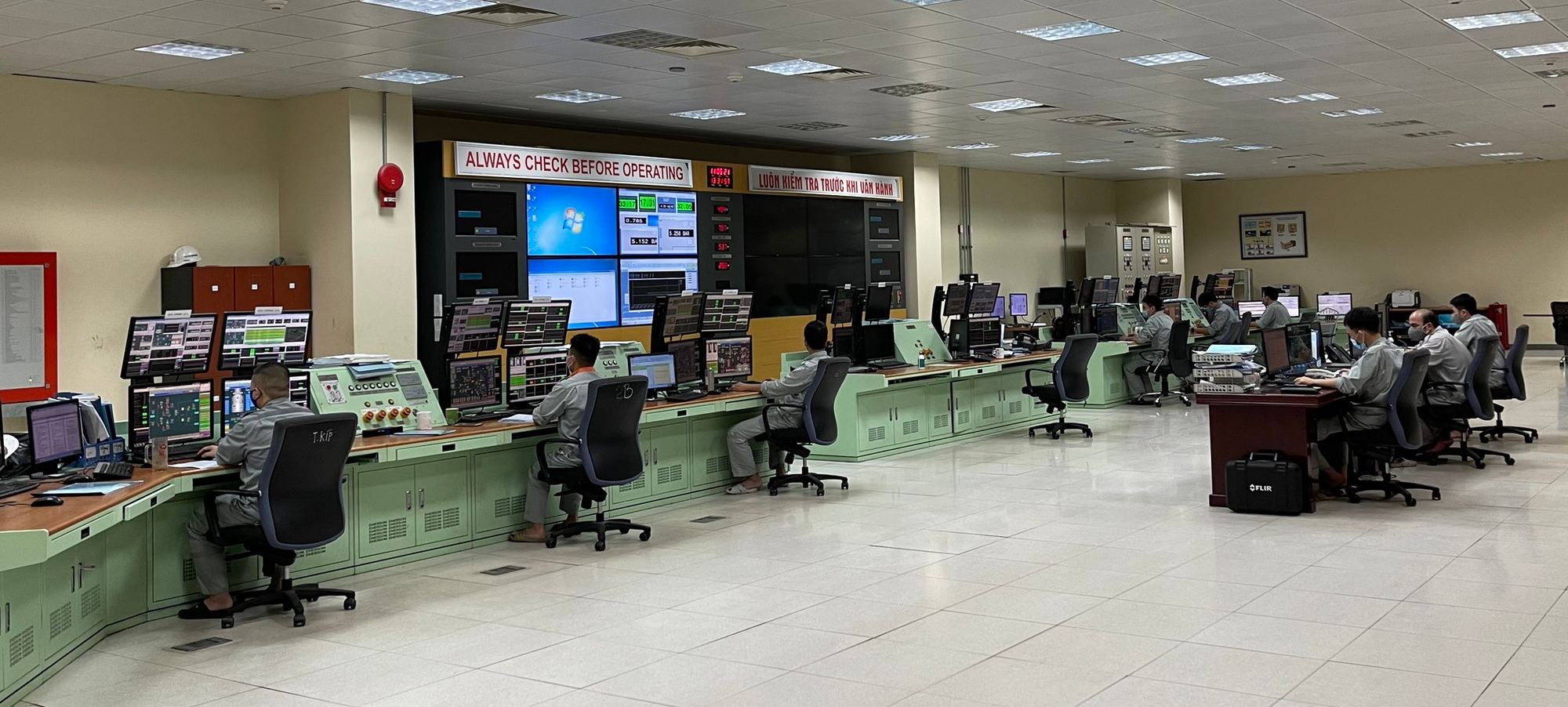 EVNGENCO 3 nỗ lực sản xuất an to&agrave;n trong Th&aacute;ng C&ocirc;ng nh&acirc;n - Ảnh 1.