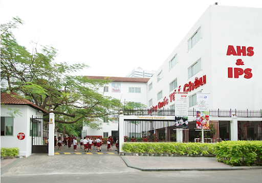 TP HCM: Đề nghị các trường tư không tăng học phí