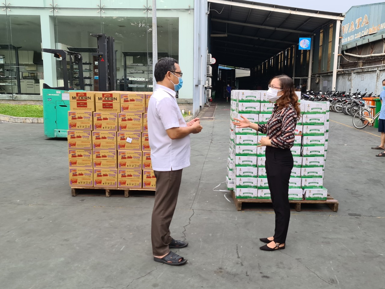 Một nhà máy trong KCN Tân Bình được gỡ bỏ phong tỏa - Ảnh 3.