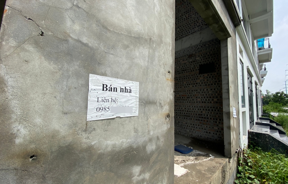 Biệt thự h&agrave;ng chục tỉ đồng bỏ hoang nhiều năm ở H&agrave; Nội - Ảnh 13.