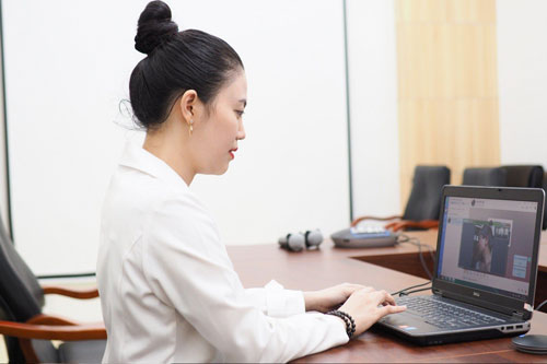 Tư vấn bệnh miễn phí từ xa - Ảnh 1.