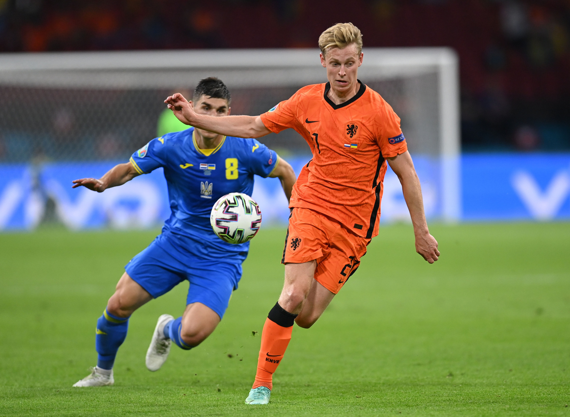 Cơn lốc màu da cam Hà Lan thắng kịch tính ngày ra quân Euro 2020 - Ảnh 4.