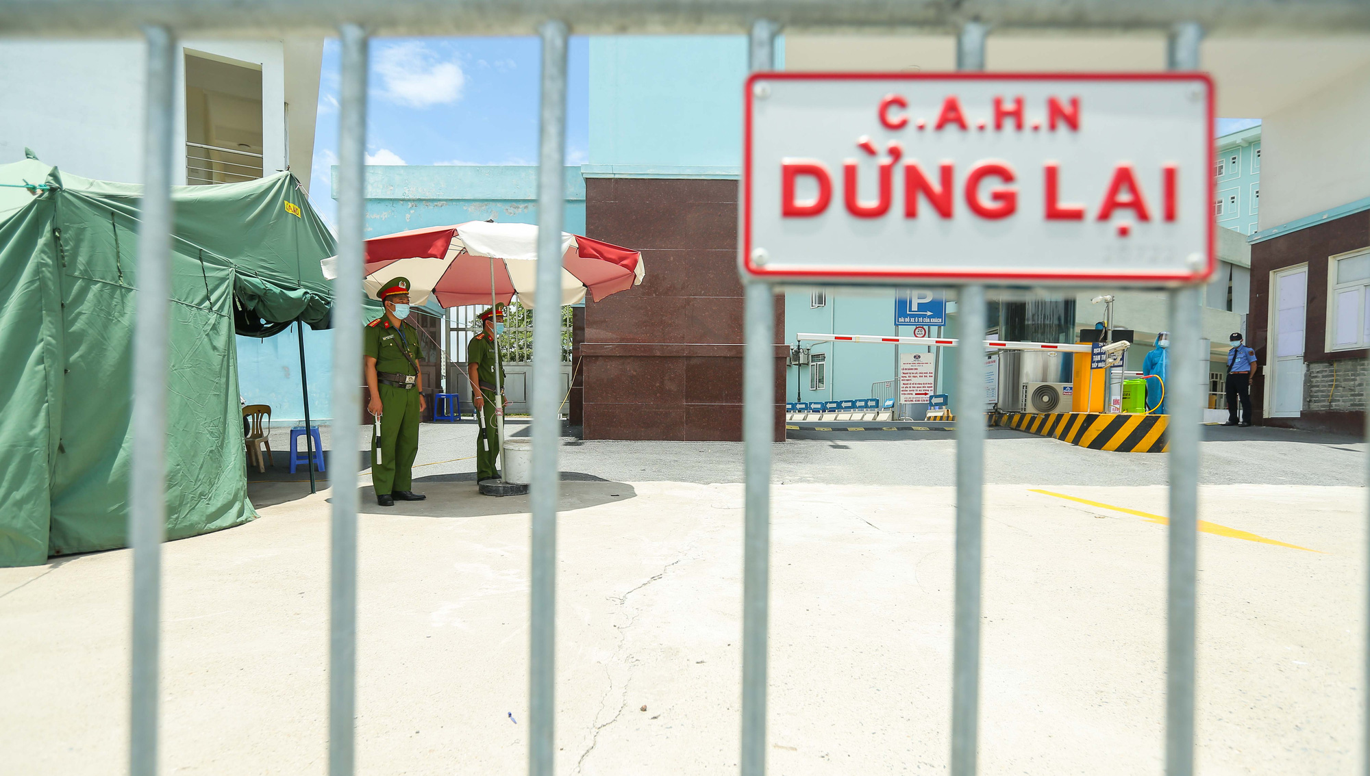 Bệnh viện K Trung ương kết th&uacute;c c&aacute;ch ly, đ&oacute;n bệnh nh&acirc;n trở lại v&agrave;o ng&agrave;y 16-6 - Ảnh 14.