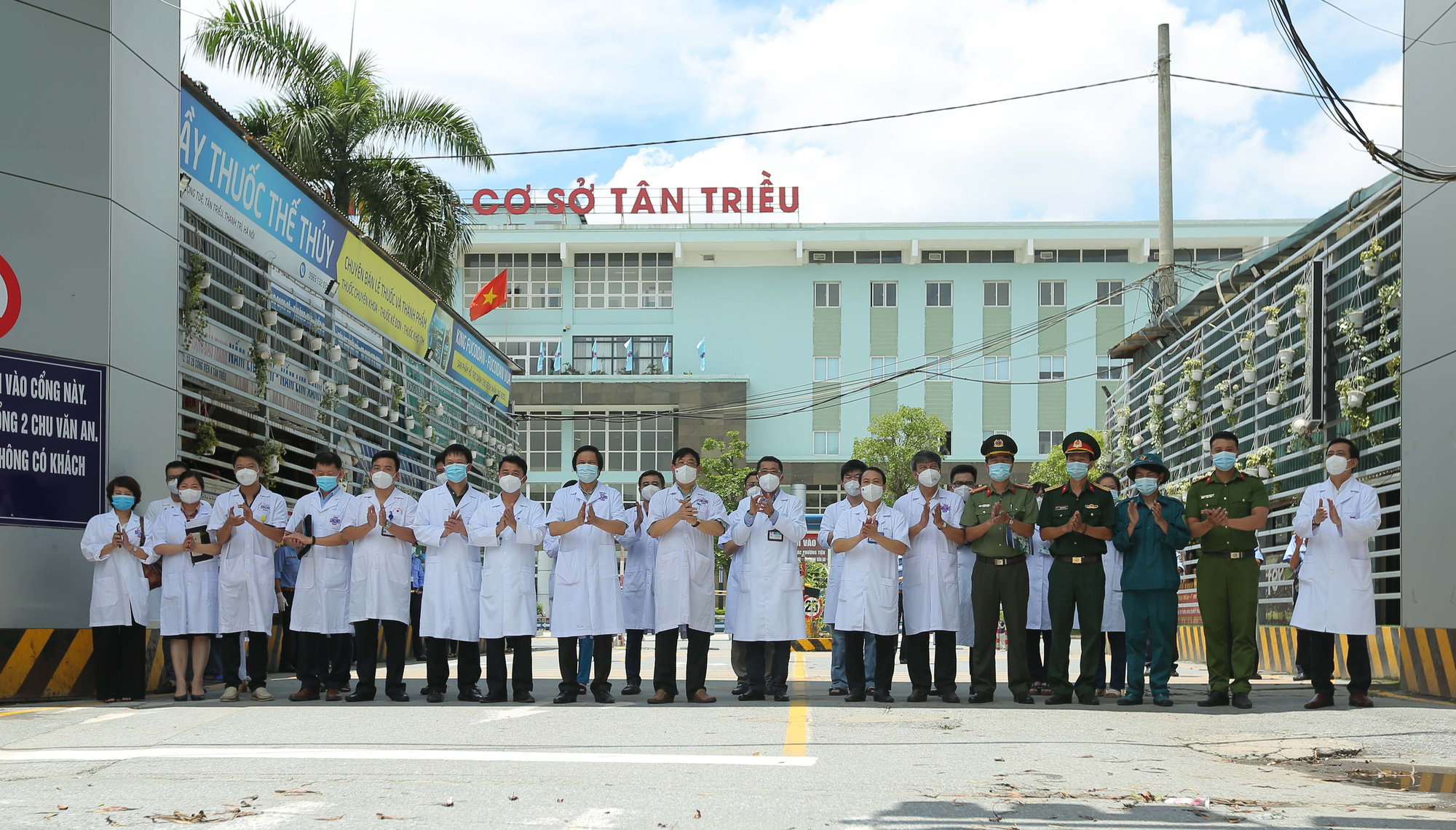 Bệnh viện K Trung ương kết th&uacute;c c&aacute;ch ly, đ&oacute;n bệnh nh&acirc;n trở lại v&agrave;o ng&agrave;y 16-6 - Ảnh 11.