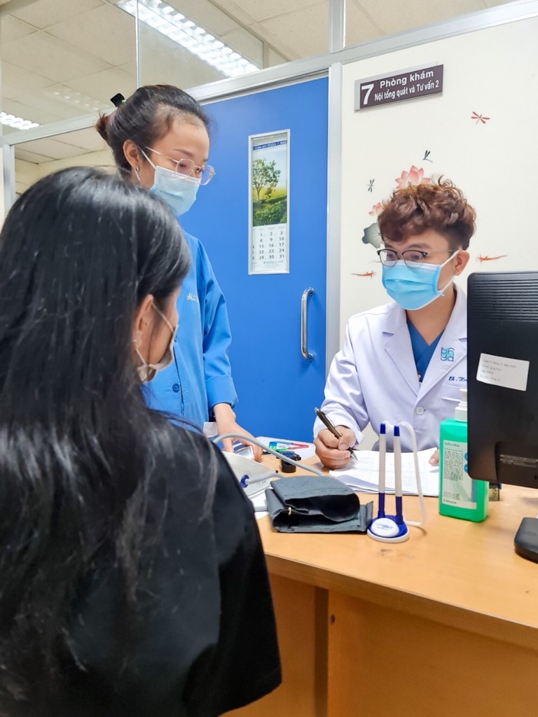 Dịch bệnh Covid-19 gia tăng, cảnh báo mới lây nhiễm nơi công ty, văn phòng