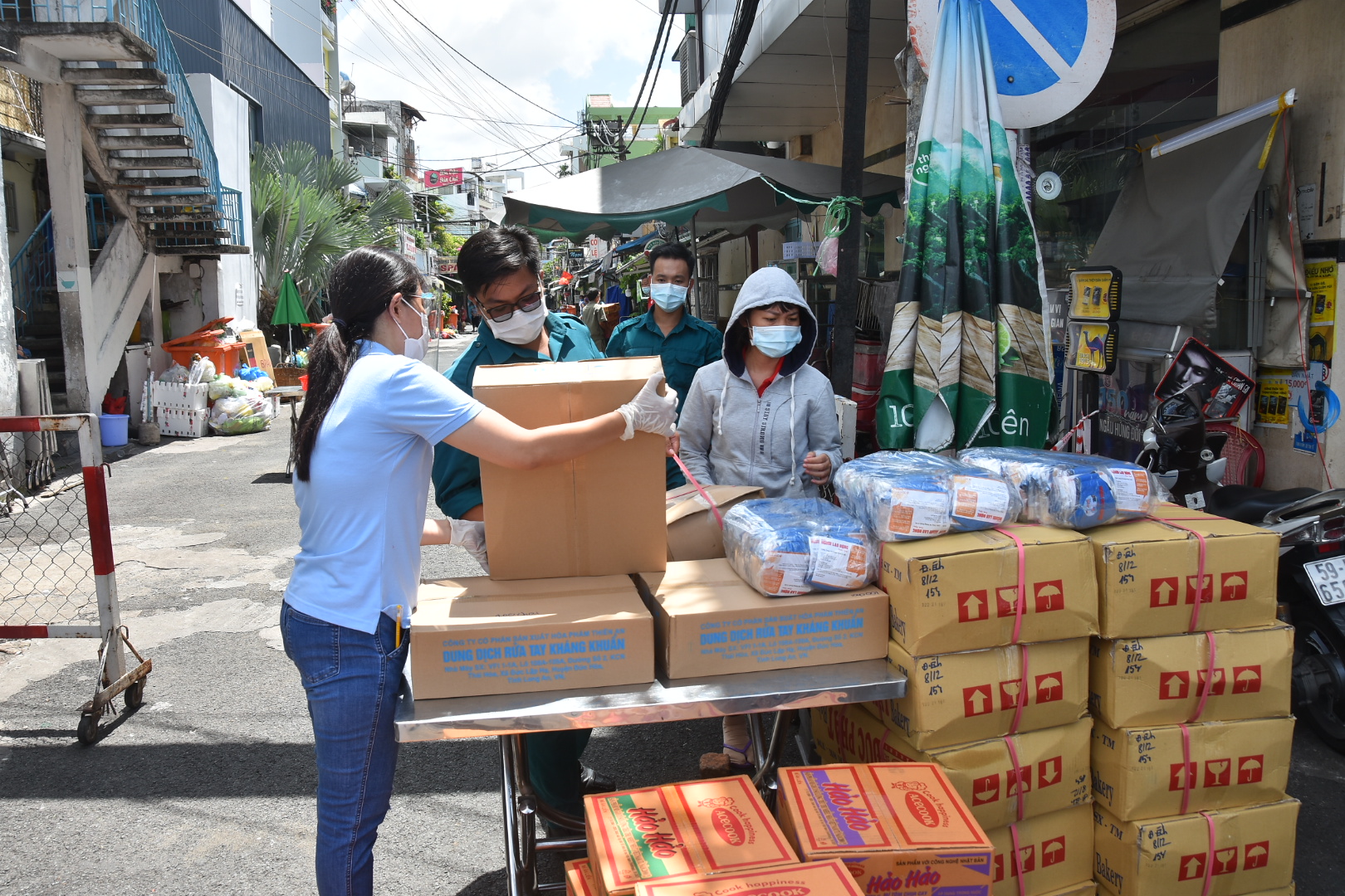 Chương trình "Thực phẩm miễn phí cùng cả nước chống dịch": Nghĩa tình và trách nhiệm