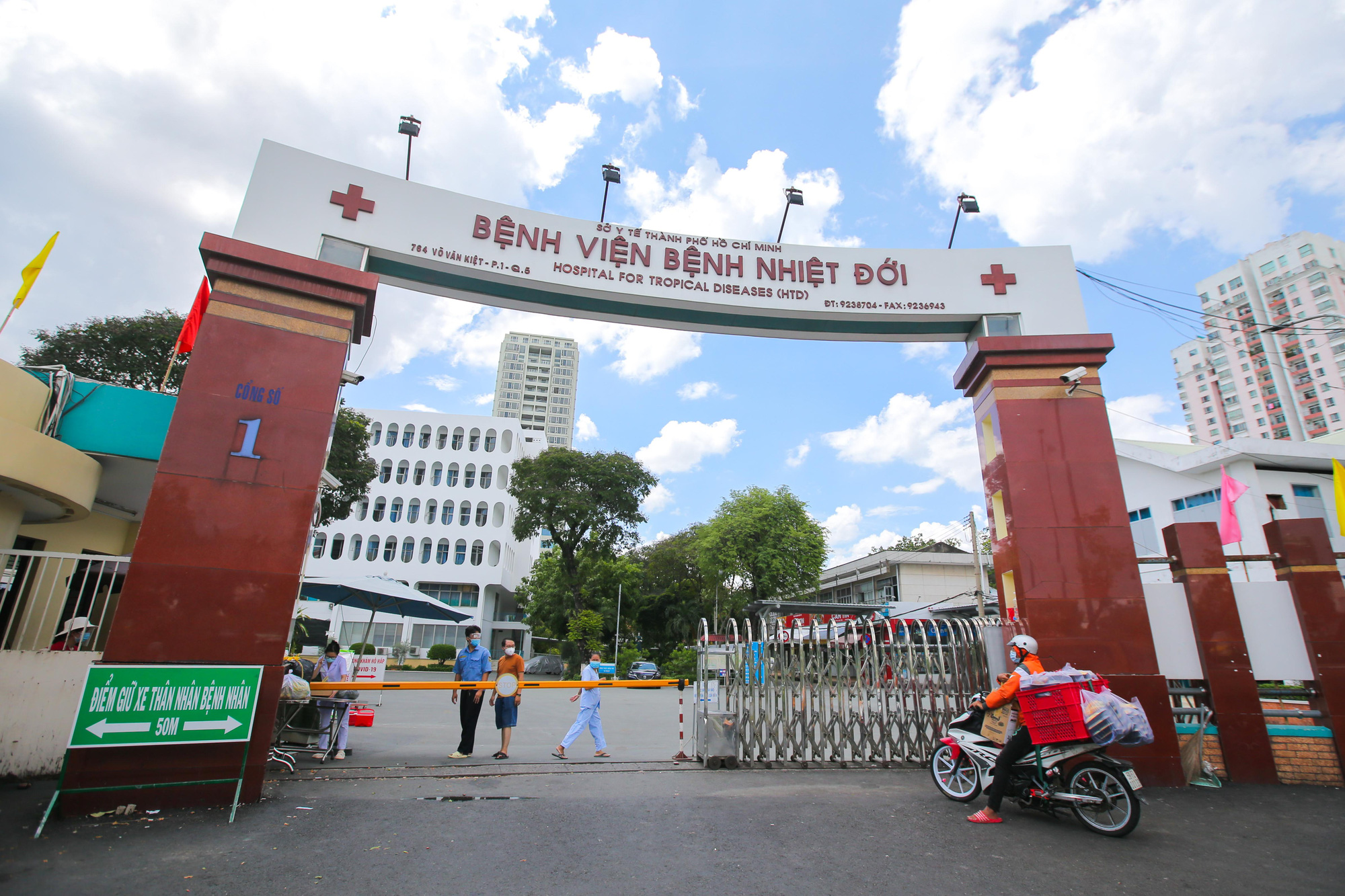 Bệnh viện Bệnh nhiệt đới TP HCM cảnh báo việc lừa đảo kêu gọi tài trợ