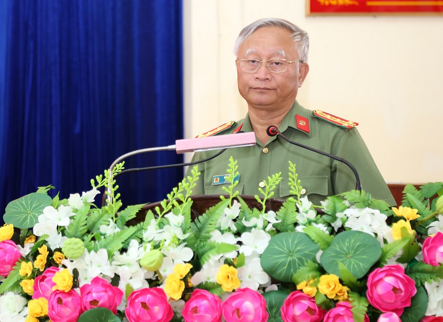 Kỷ luật nguyên Giám đốc Công an tỉnh Gia Lai Vũ Văn Lâu - Ảnh 1.