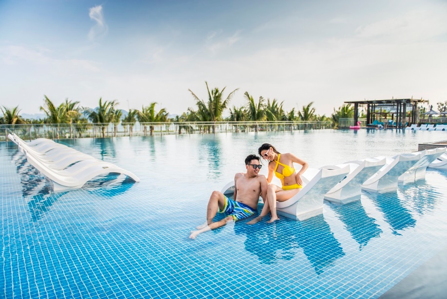 Đ&acirc;u l&agrave; &ldquo;ch&igrave;a kh&oacute;a v&agrave;ng&rdquo; tạo n&ecirc;n thế mạnh mới của du lịch Quảng Ninh? - Ảnh 1.