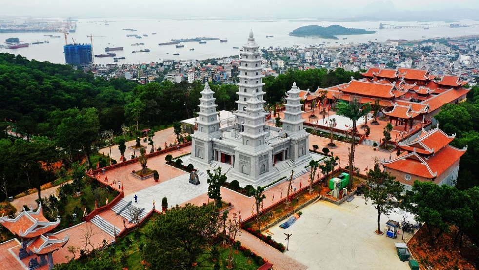 Đ&acirc;u l&agrave; &ldquo;ch&igrave;a kh&oacute;a v&agrave;ng&rdquo; tạo n&ecirc;n thế mạnh mới của du lịch Quảng Ninh? - Ảnh 2.