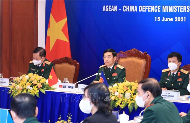 Ủng hộ lập đường dây nóng Bộ trưởng Quốc phòng ASEAN - Trung Quốc