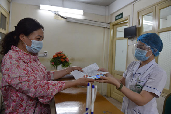 Dùng ảnh BHYT trên VssID: Thuận tiện, tiết kiệm
